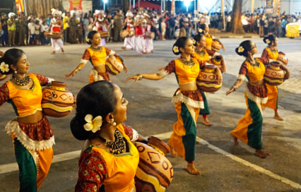 What to Wear in Sri Lanka as a Tourist?