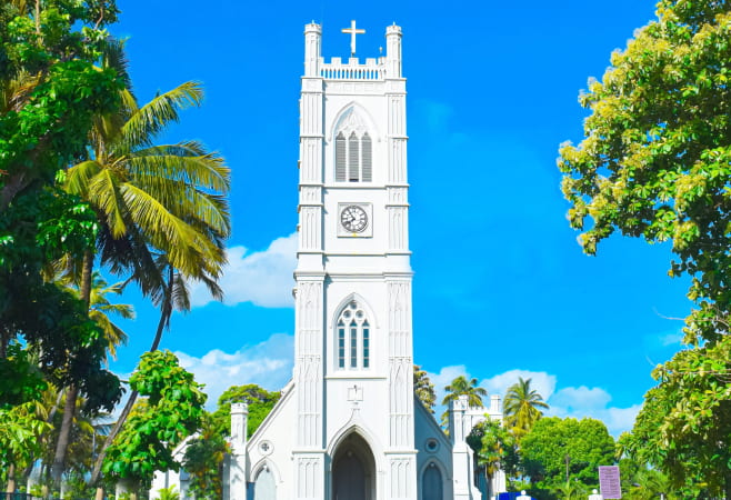 Front view of Holy Emmanuel Church, Moratuwa