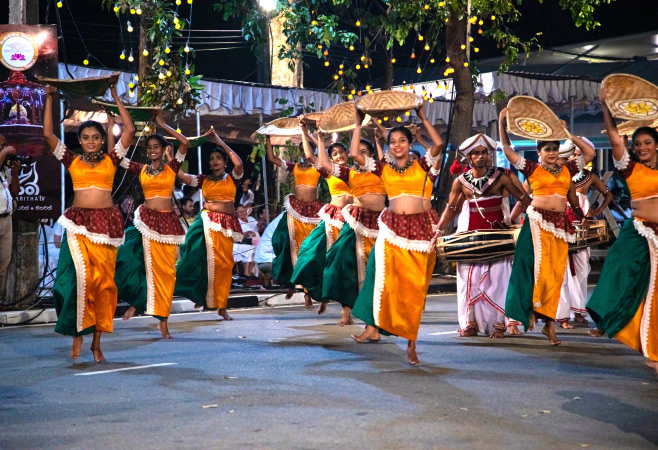 Through the Kandy Esala Perahera festival, each night showcases a spectacular procession filled with rituals, performances, and devotional acts